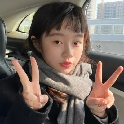 野女孩